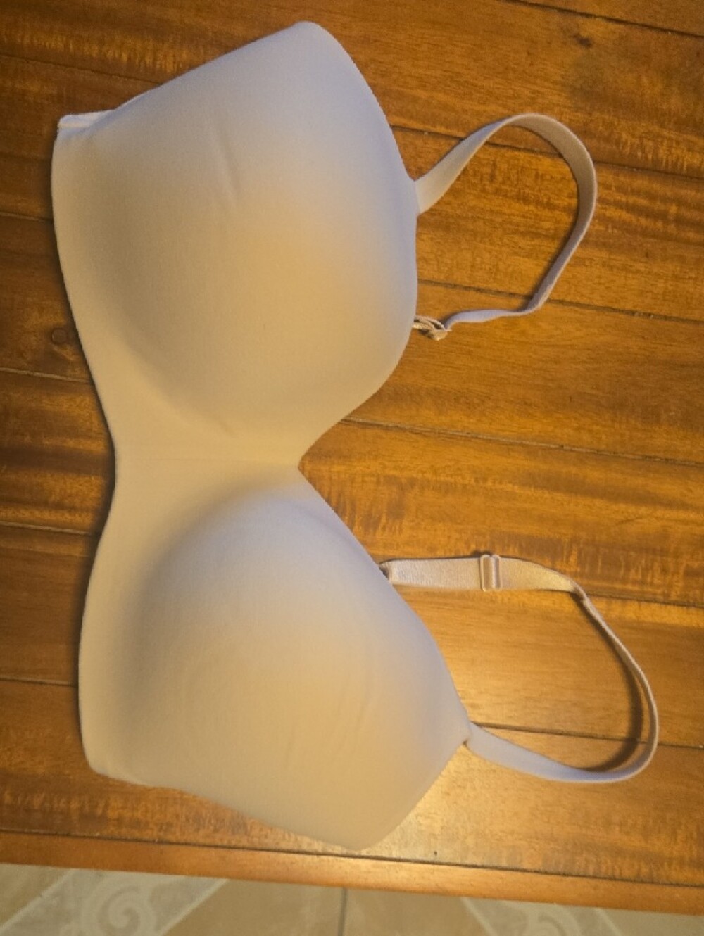 Wacoal wireless like new soft  bra 34DDD